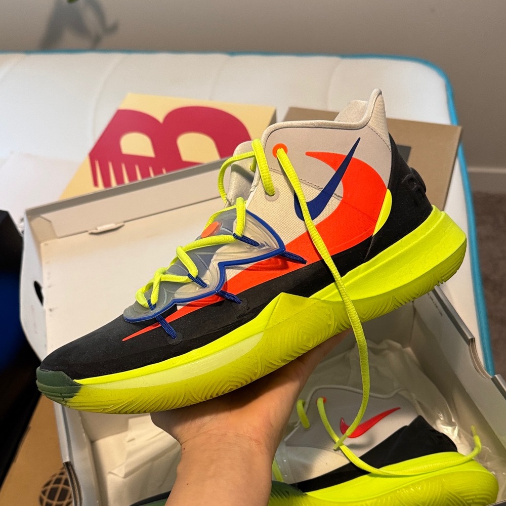 kyrie 5 all star tv pe 5